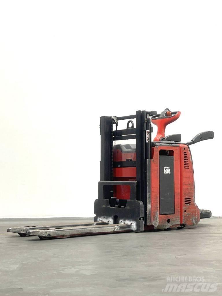 Linde D12HPAP Παλετοφόρα πεζού χειριστή με ιστό