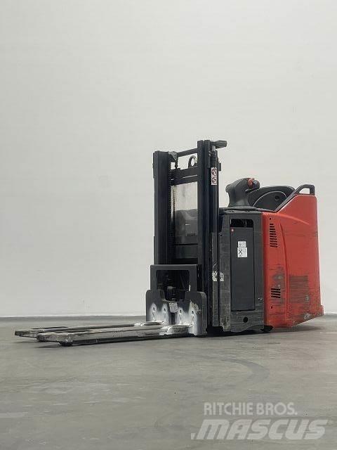Linde D12HPSP Παλετοφόρα πεζού χειριστή με ιστό