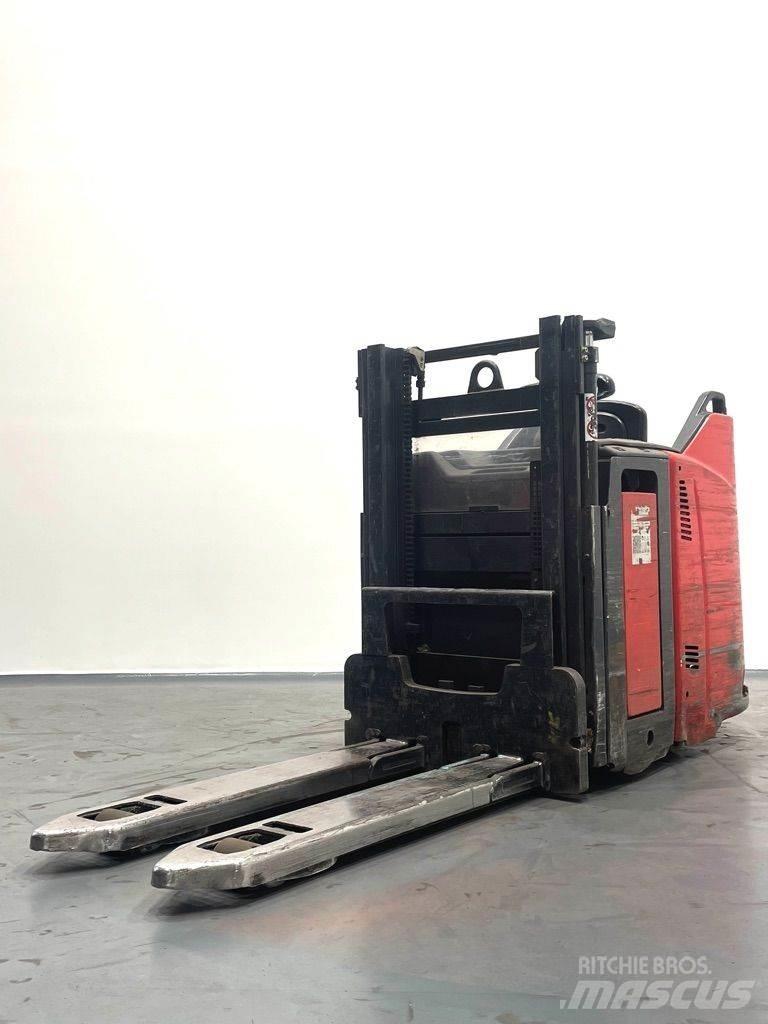 Linde D12HPSP-133 Παλετοφόρα πεζού χειριστή με ιστό
