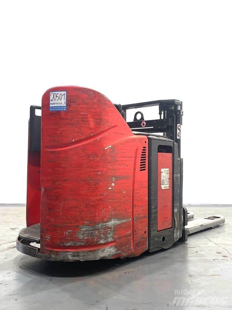 Linde D12HPSP-133 Παλετοφόρα πεζού χειριστή με ιστό