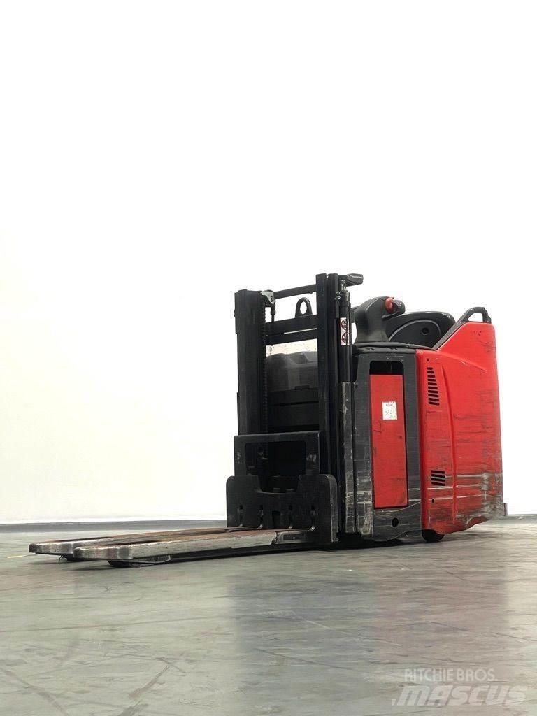 Linde D12HPSP-133 Παλετοφόρα πεζού χειριστή με ιστό