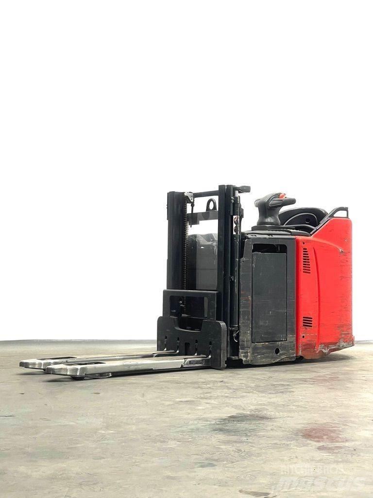Linde D12HPSP-133 Παλετοφόρα πεζού χειριστή με ιστό