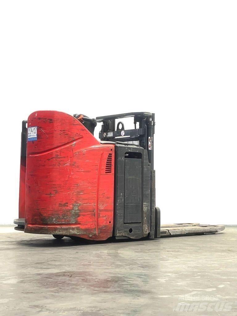 Linde D12HPSP-133 Παλετοφόρα πεζού χειριστή με ιστό
