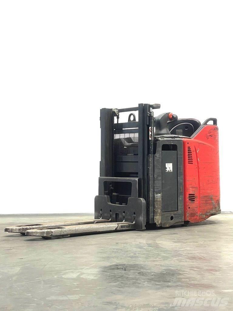 Linde D12HPSP-133 Παλετοφόρα πεζού χειριστή με ιστό