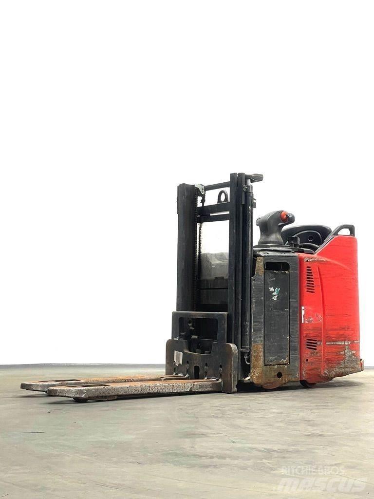 Linde D12HPSP-133 Παλετοφόρα πεζού χειριστή με ιστό