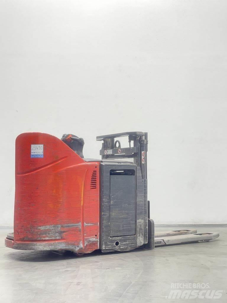 Linde D12HPSP-133 Παλετοφόρα πεζού χειριστή με ιστό
