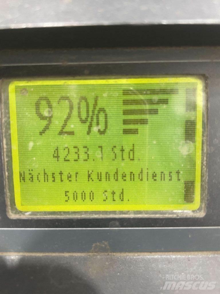 Linde D12HPSP-133 Παλετοφόρα πεζού χειριστή με ιστό