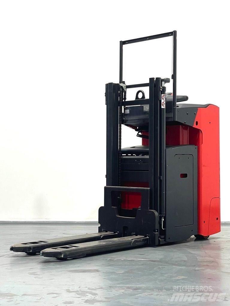 Linde D12SF-1164 Παλετοφόρα πεζού χειριστή με ιστό
