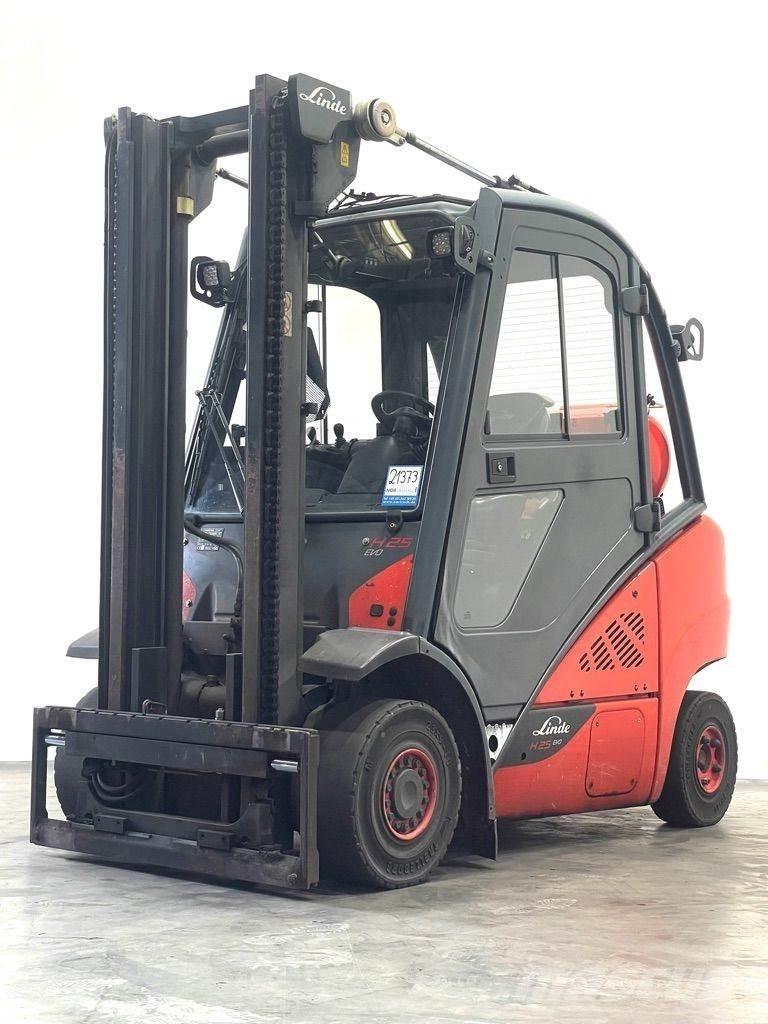 Linde H25T-392-EVO Περονοφόρα ανυψωτικά κλαρκ με φυσικό αέριο LPG