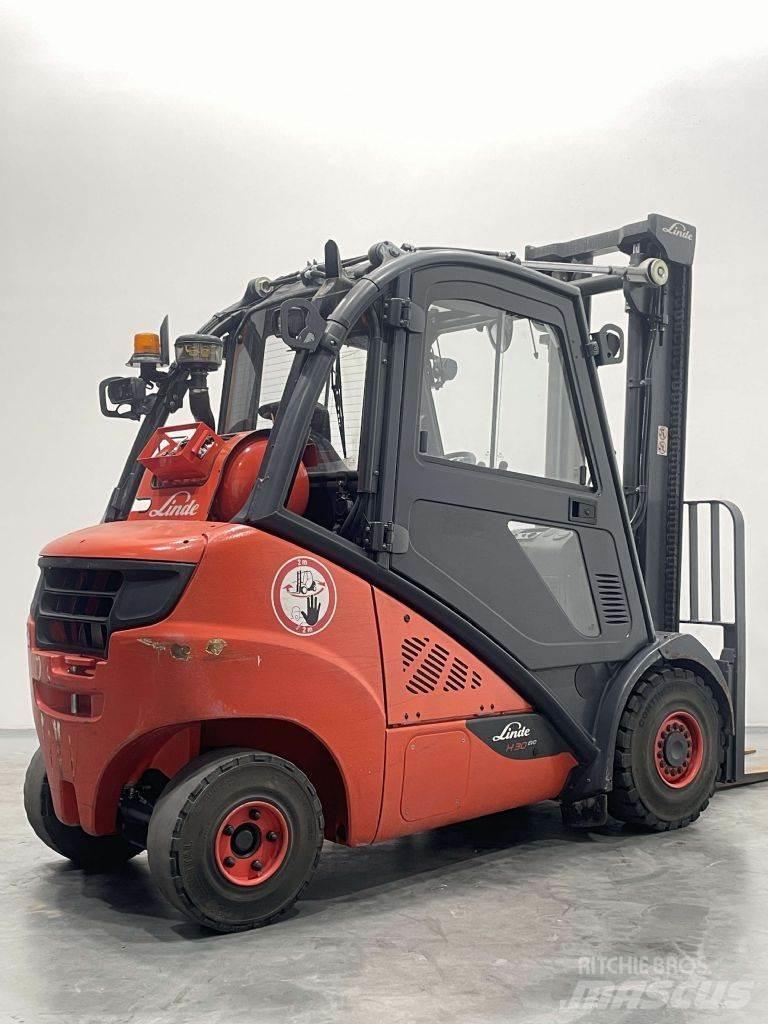 Linde H30T-02-393 Περονοφόρα ανυψωτικά κλαρκ με φυσικό αέριο LPG