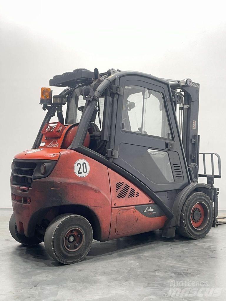 Linde H30T-02-393 Περονοφόρα ανυψωτικά κλαρκ με φυσικό αέριο LPG