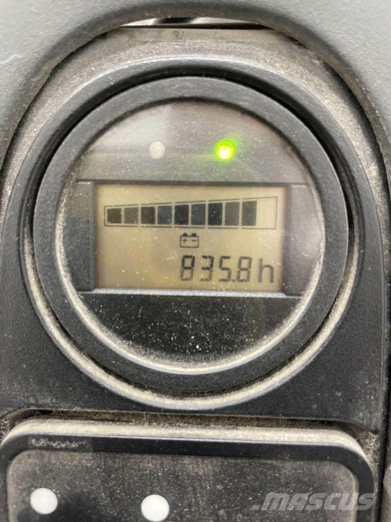 Linde L10B-1172 Παλετοφόρα πεζού χειριστή με ιστό