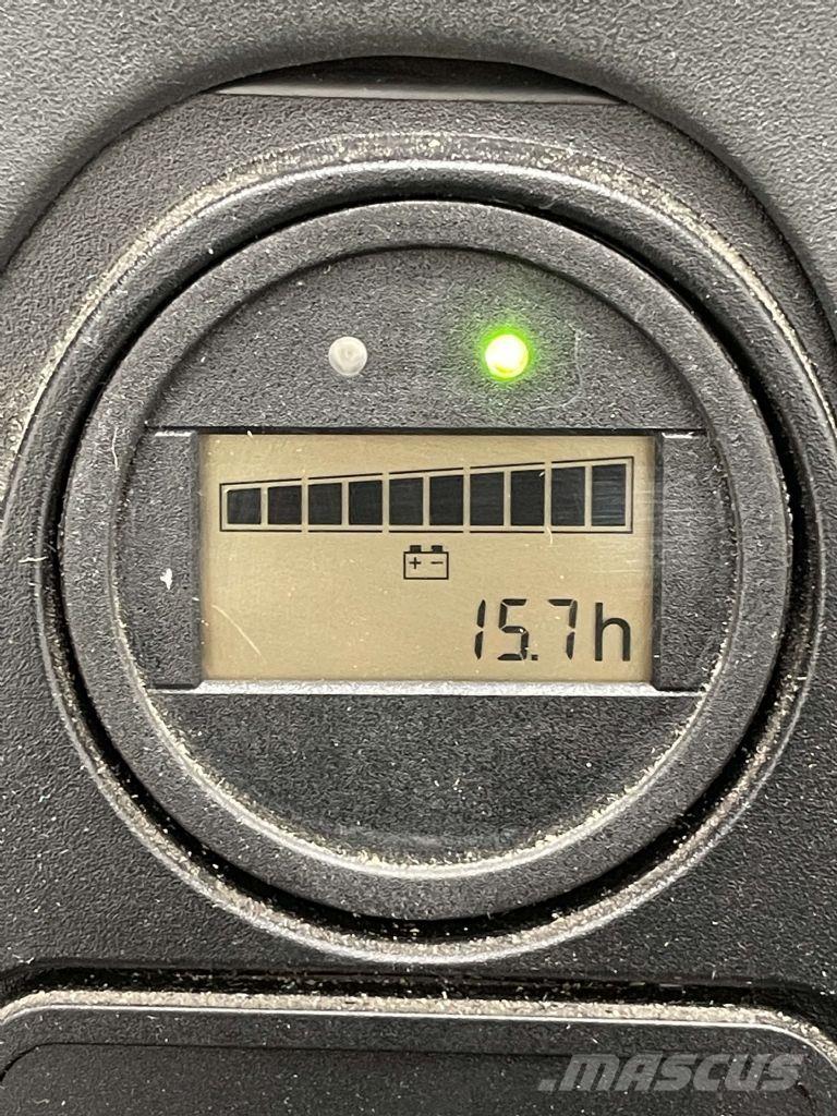 Linde L10B-1172 Παλετοφόρα πεζού χειριστή με ιστό