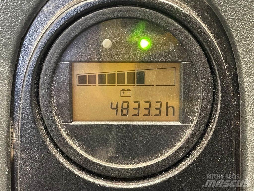 Linde L12-1172 Παλετοφόρα πεζού χειριστή με ιστό