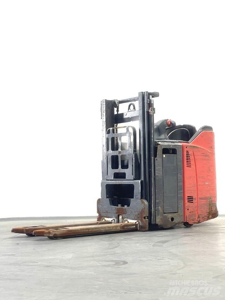 Linde L12LHPS Παλετοφόρα πεζού χειριστή με ιστό