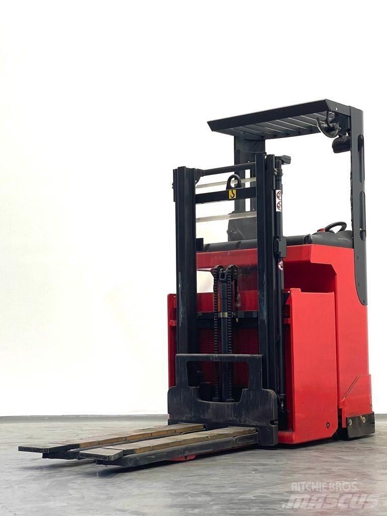 Linde L12R-379 Ηλεκτρικά παλετοφόρα με ιστό