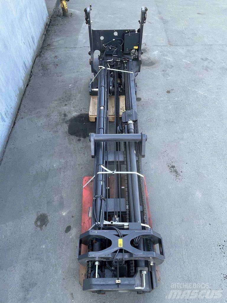 Linde R16HD-01-1120 Ανυψωτικά στενών δρόμων