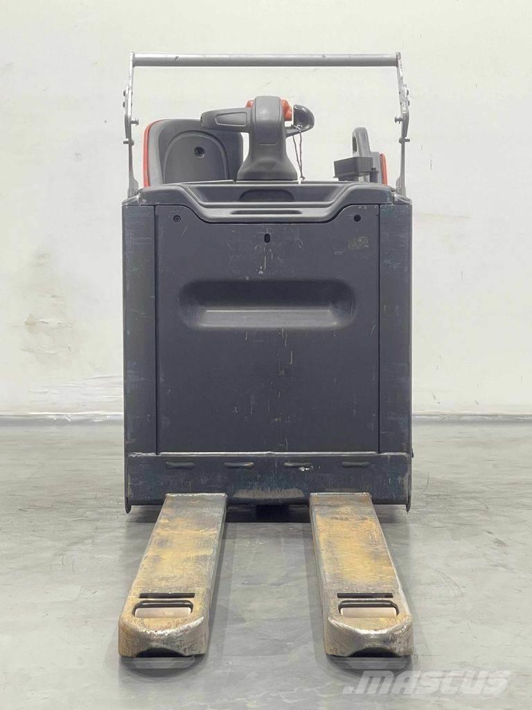 Linde T25SP-131 Χειροκίνητο περονοφόρο ανυψωτικό