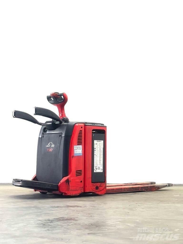 Linde T30AP-131 Χειροκίνητο περονοφόρο ανυψωτικό