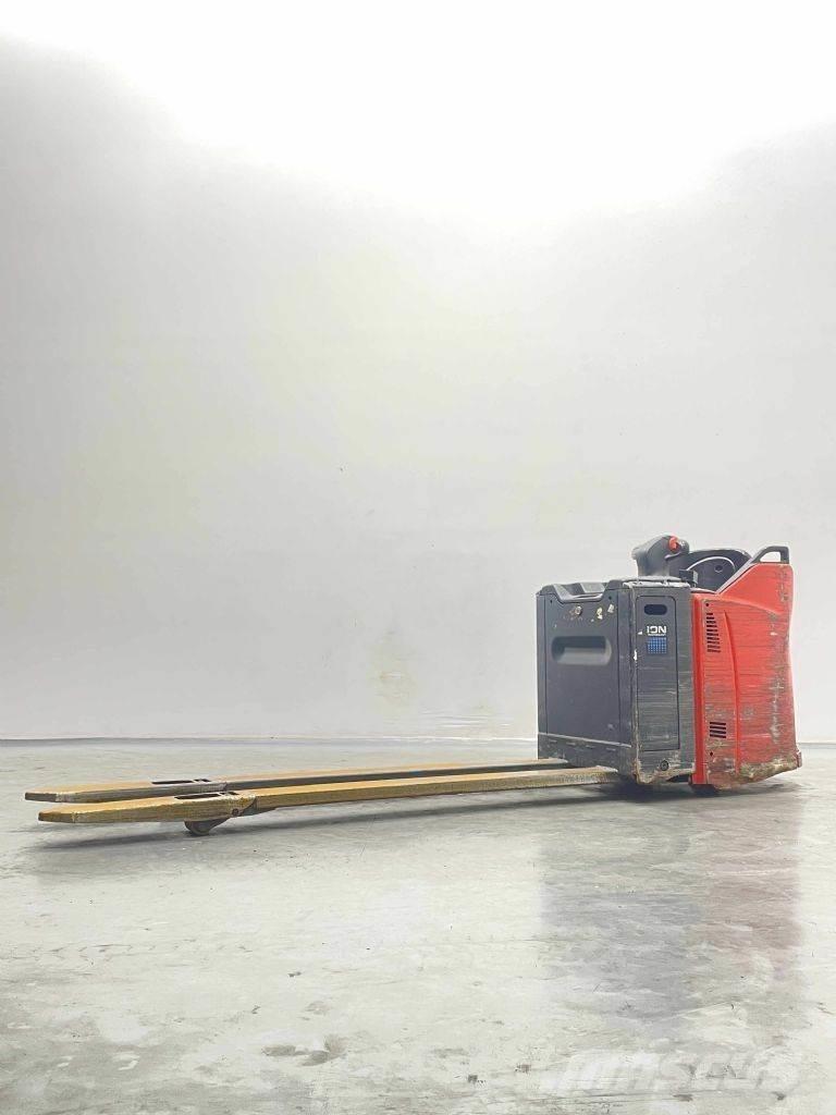 Linde T30SP-131 Χειροκίνητο περονοφόρο ανυψωτικό