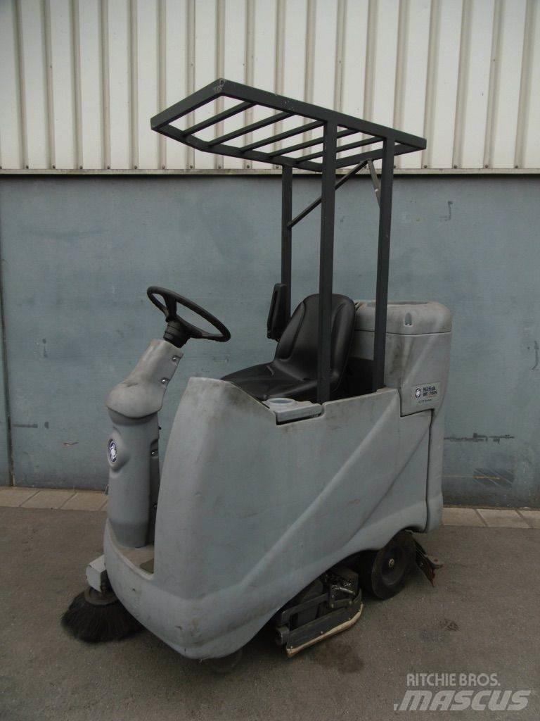 Nilfisk BR 700S Σκούπες