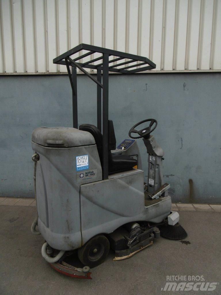 Nilfisk BR 700S Σκούπες