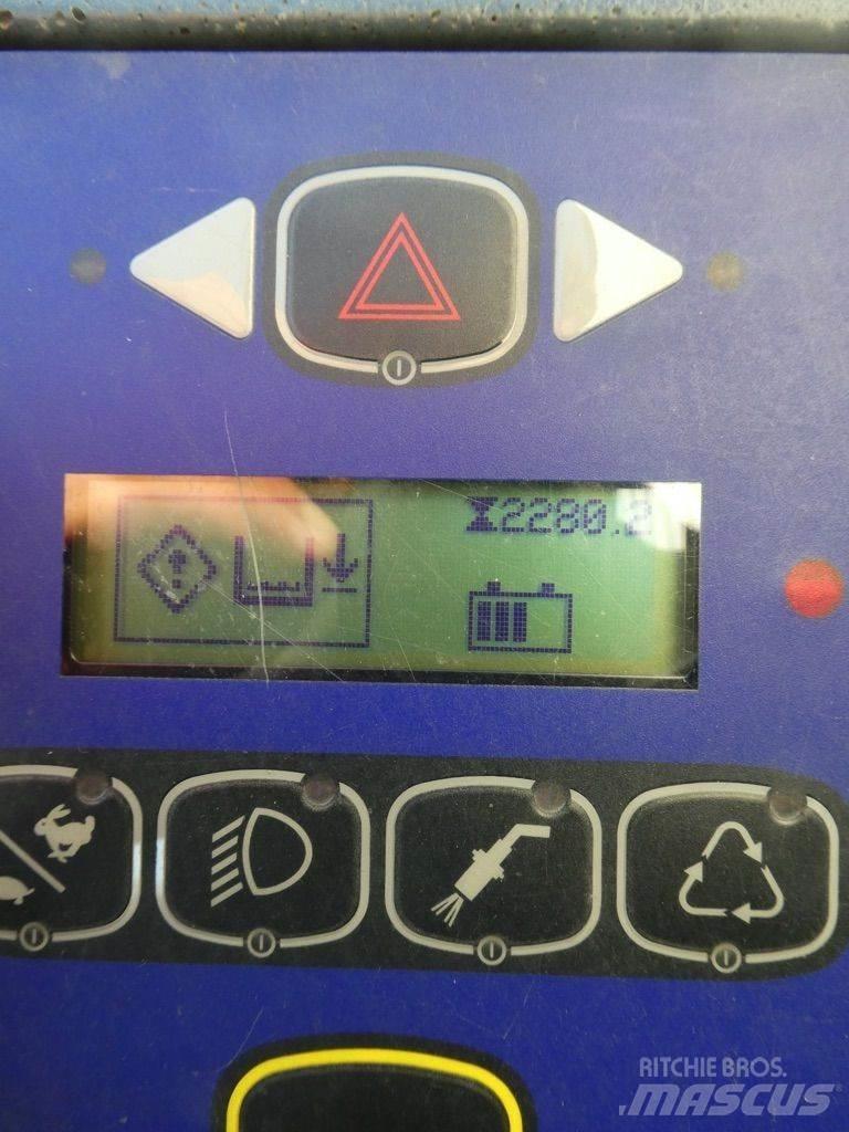 Nilfisk CS7000 1200B Σκούπες