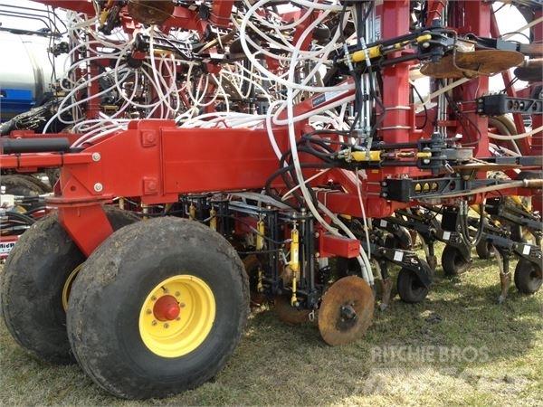 Bourgault 3310 Σπορείς