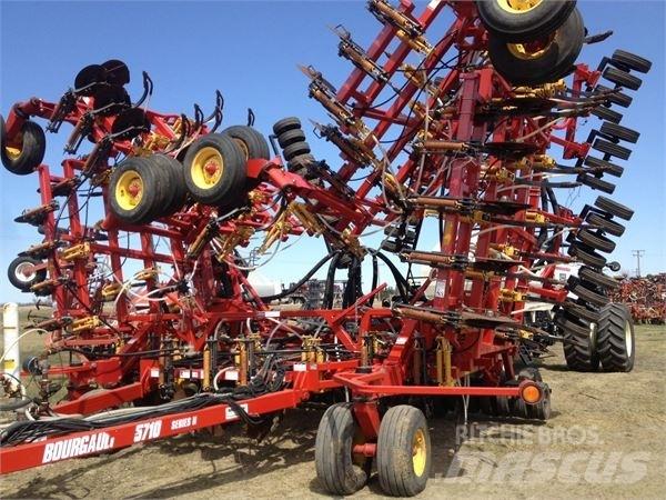 Bourgault 5710 Σπορείς
