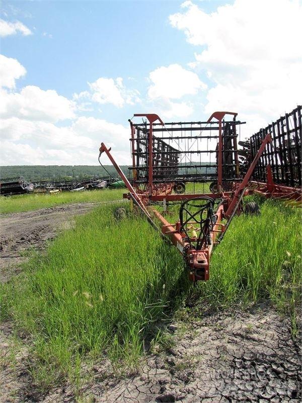 Bourgault 6000 Σβάρνες