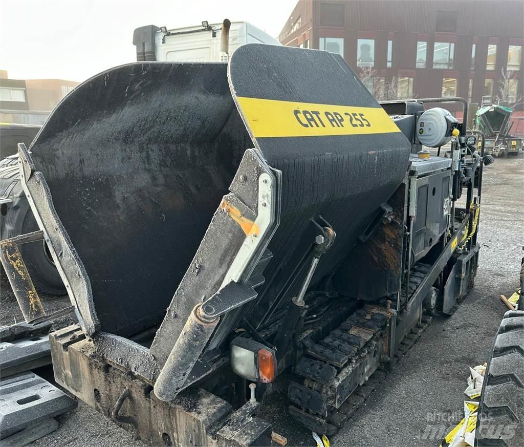 CAT AP255 Paver Επίστρωση ασφάλτου