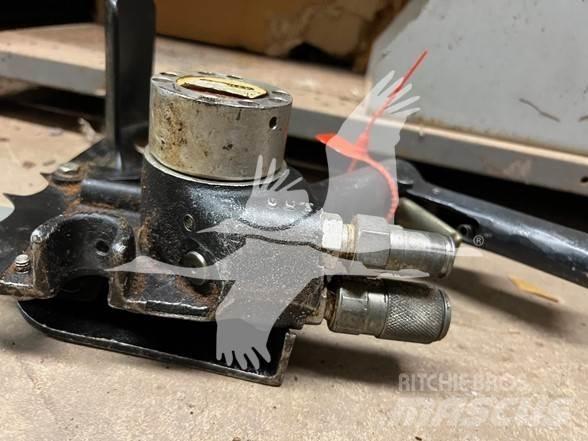 Stanley CS05 Αλυσοπρίονα και πριόνια καθαρισμού