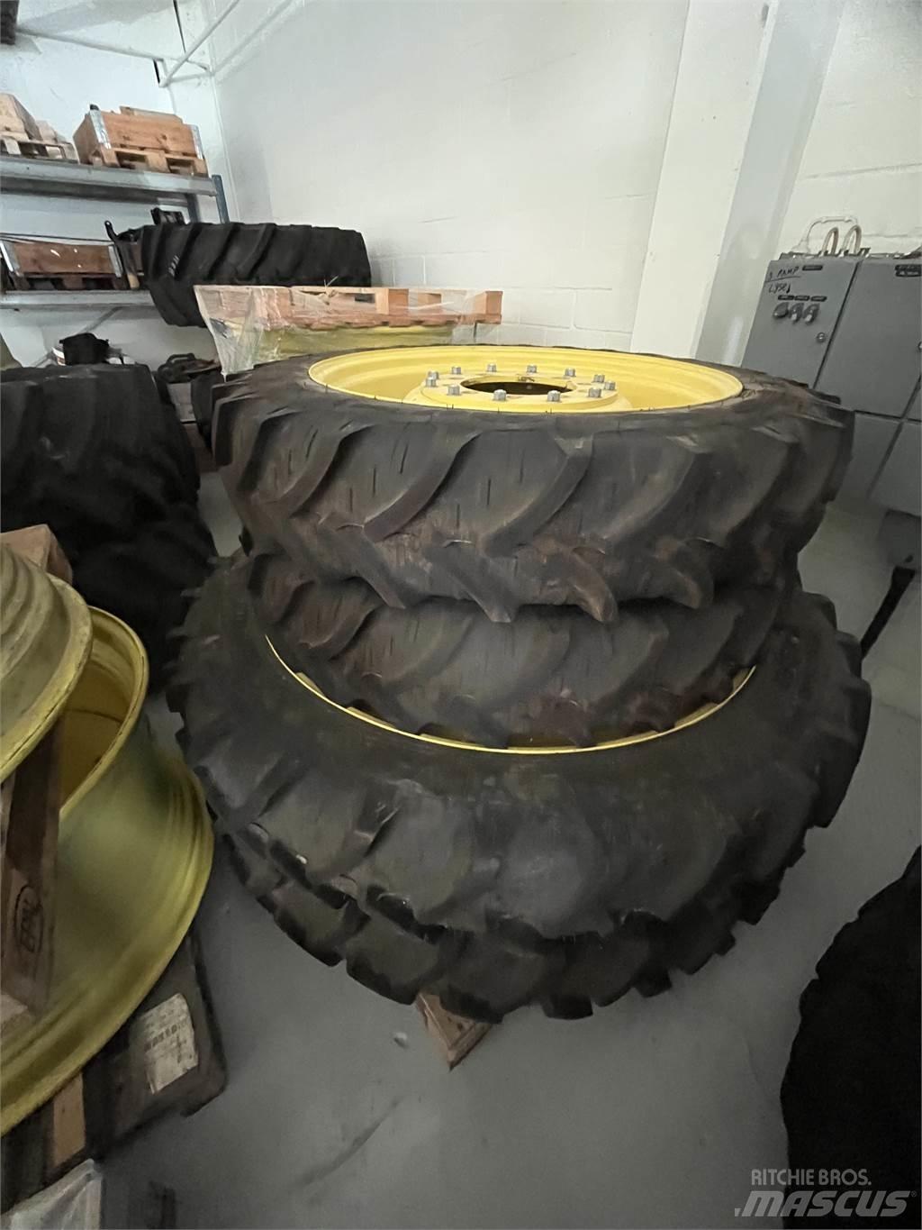  300/95X52 270/95X36 Ελαστικά και ζάντες