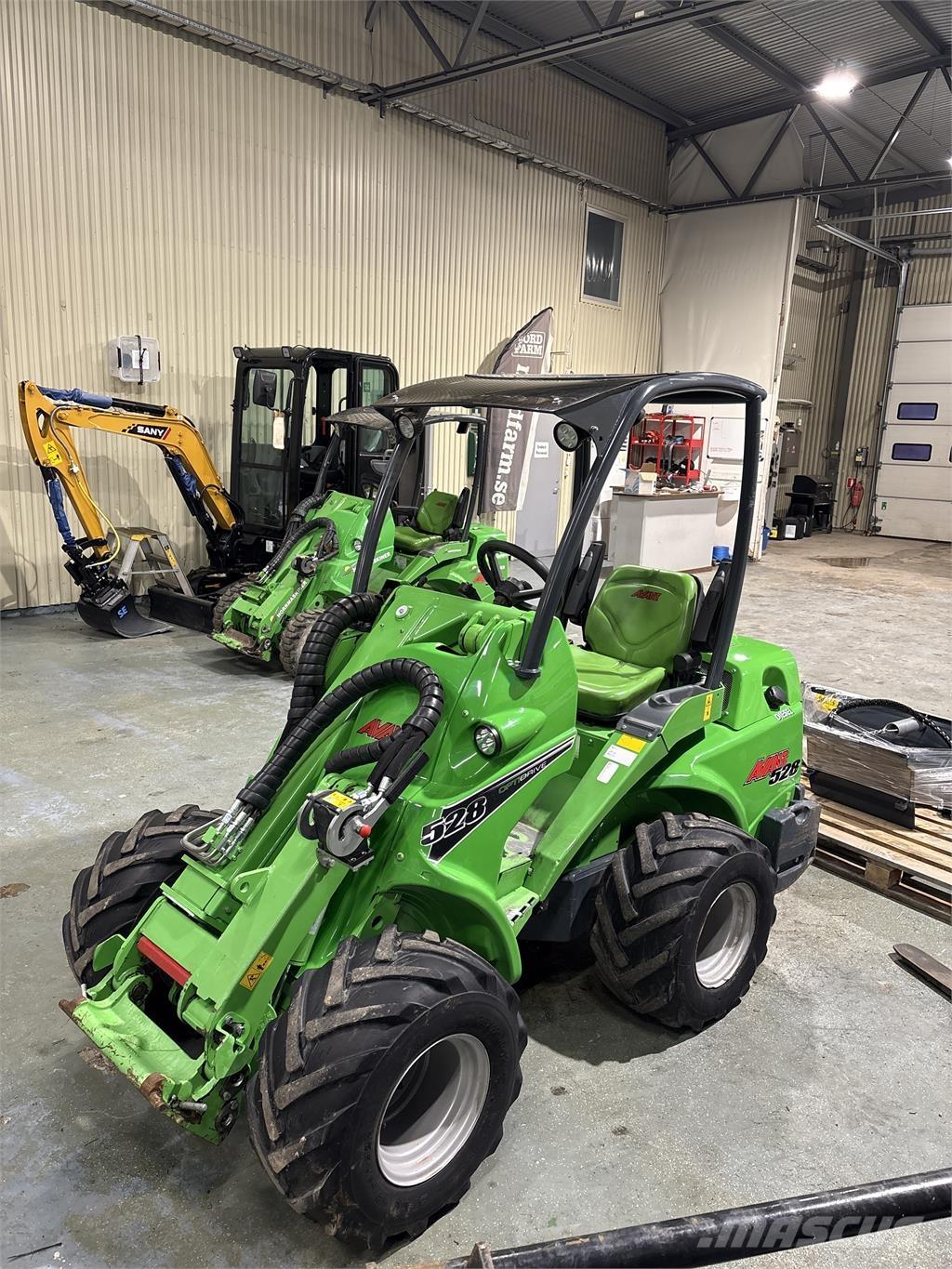 Avant 528 Φορτωτάκια