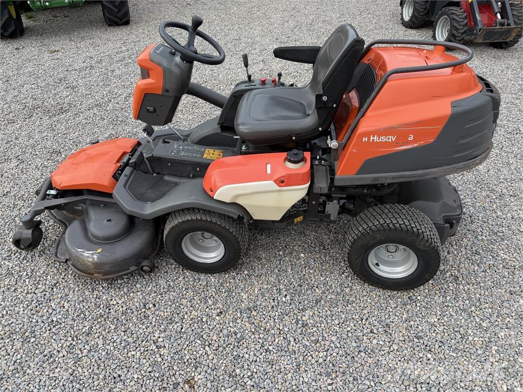 Husqvarna P524 Χορτοκοπτικά με καθιστό χειριστή