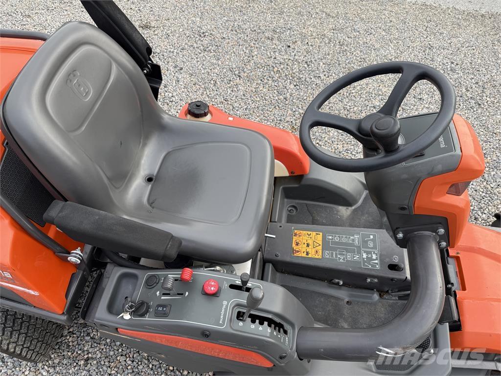Husqvarna P524 Χορτοκοπτικά με καθιστό χειριστή