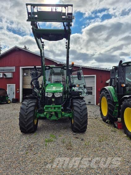 John Deere 6090M Τρακτέρ