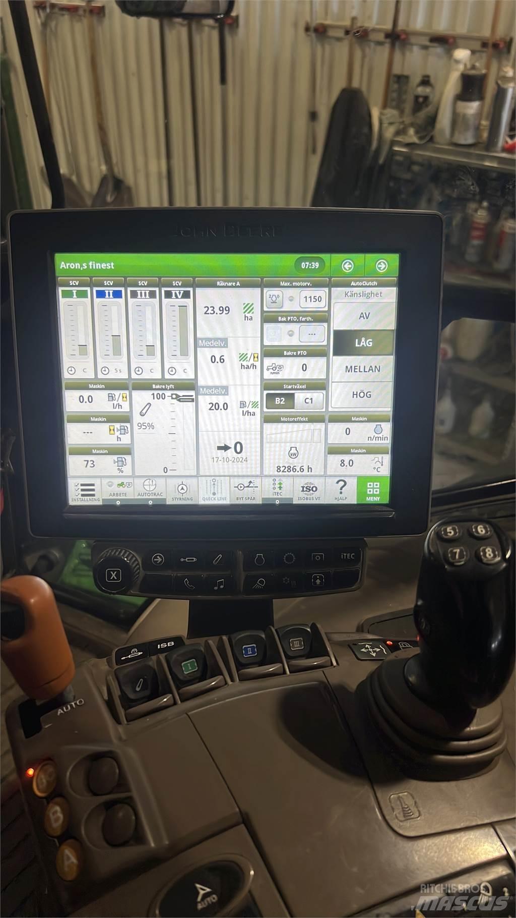 John Deere 6215R Τρακτέρ
