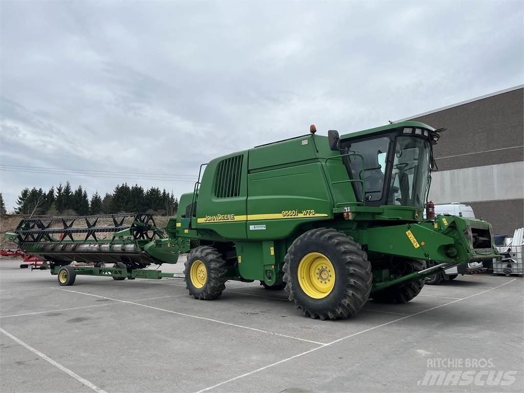 John Deere 9560i WTS Θεριζοαλωνιστικές μηχανές