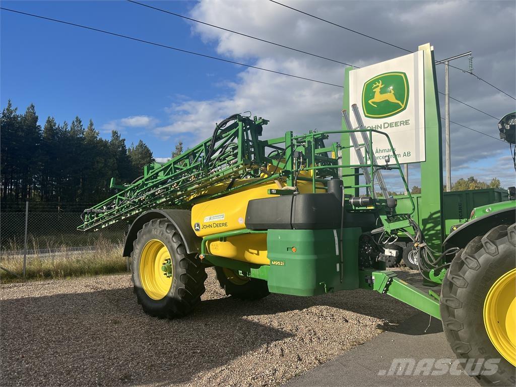 John Deere M952 Ρυμουλκούμενα ψεκαστικά