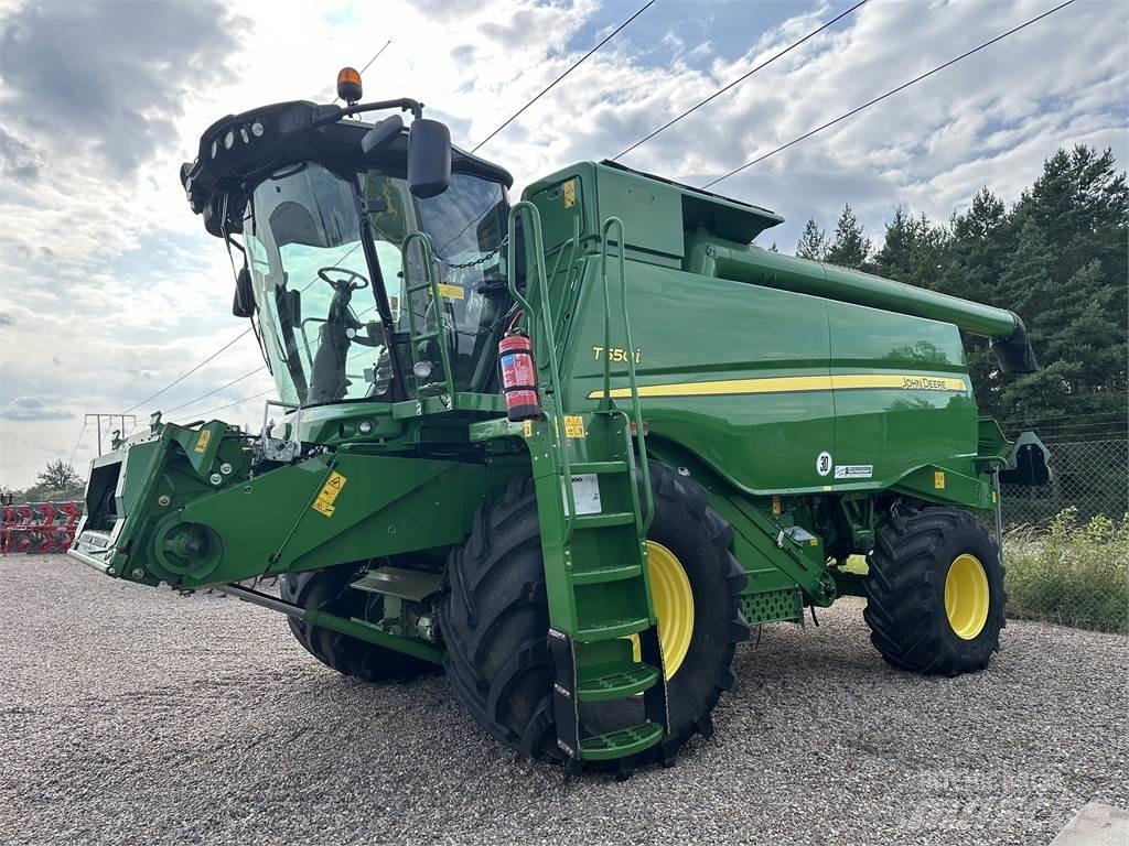 John Deere T550 Θεριζοαλωνιστικές μηχανές