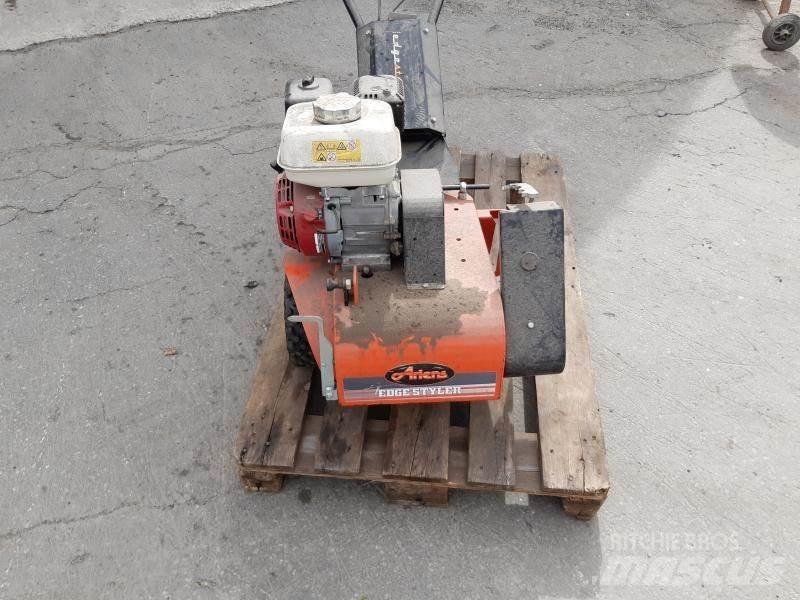  KANTSKÄRARE ARIENS Σβολοκόπτες και περιστροφικά άροτρα