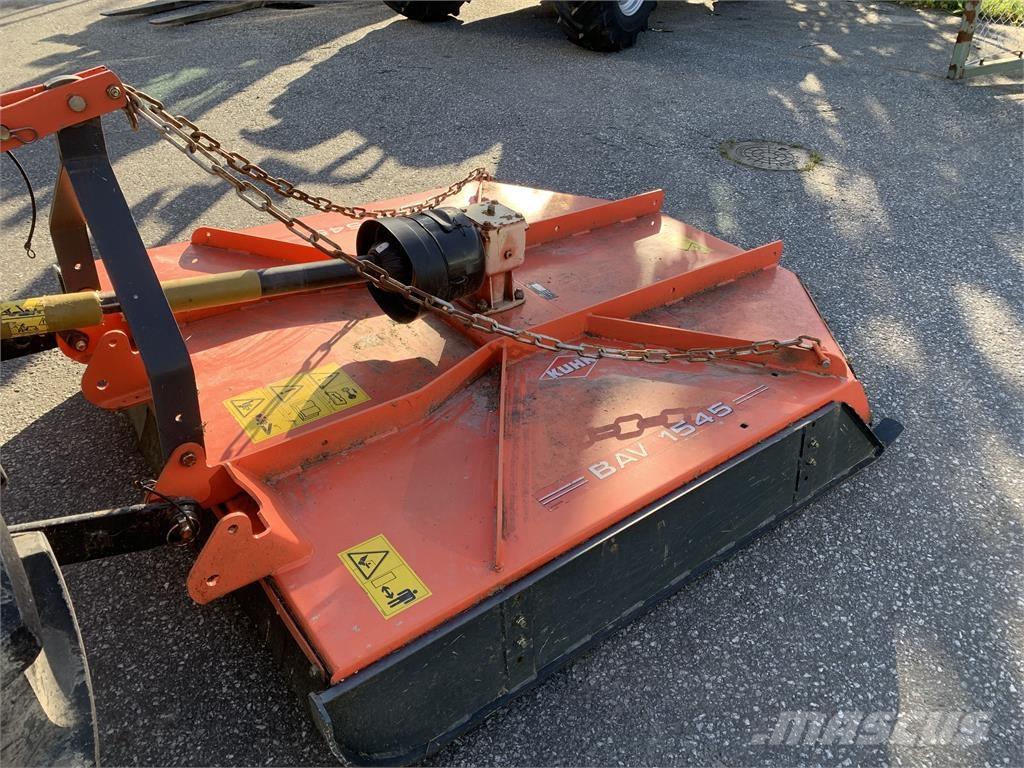 Kuhn BAV 1545 Χορτοκοπτικά και κορυφολόγοι βοσκοτόπων