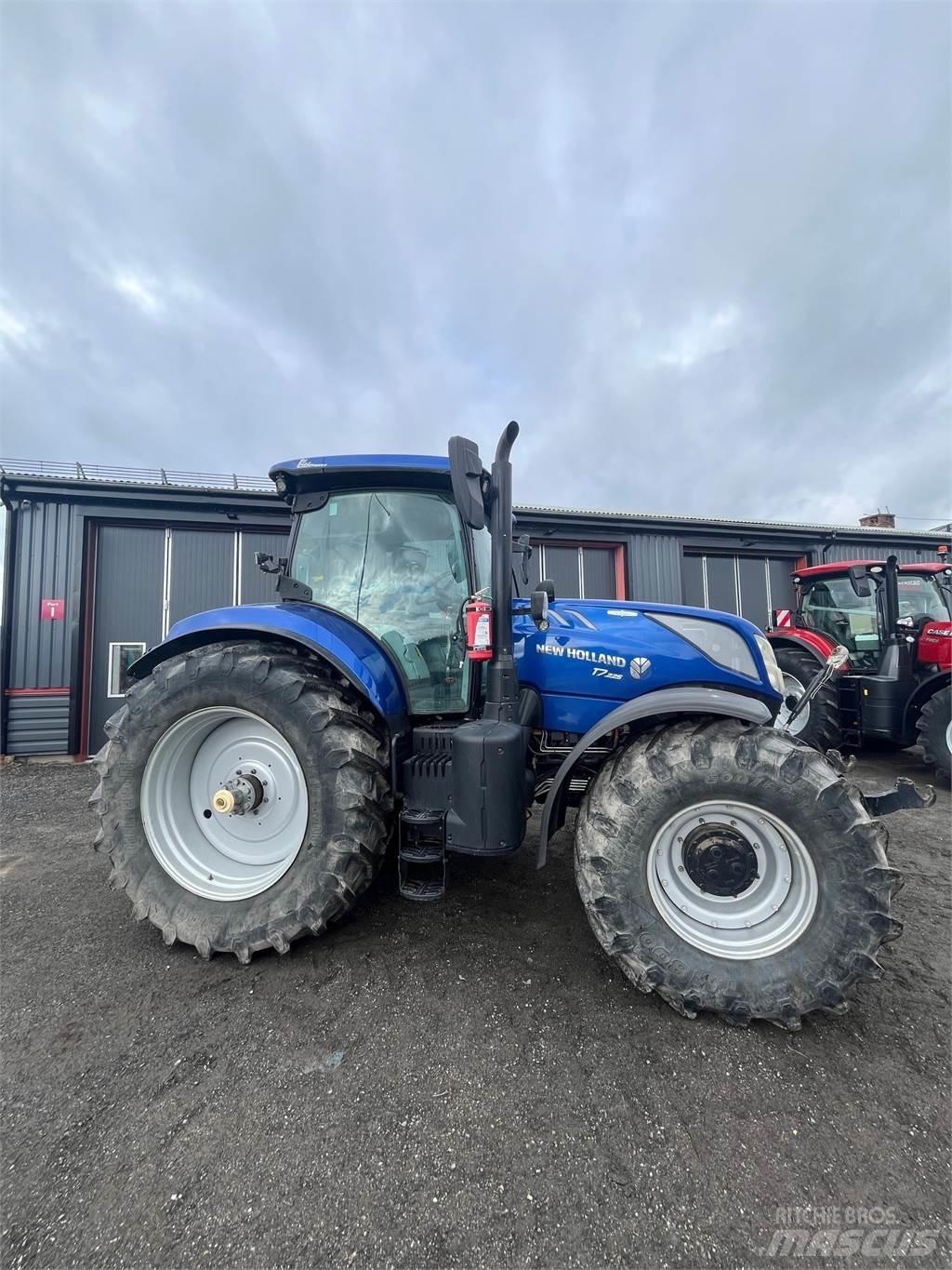 New Holland T7.225 Τρακτέρ