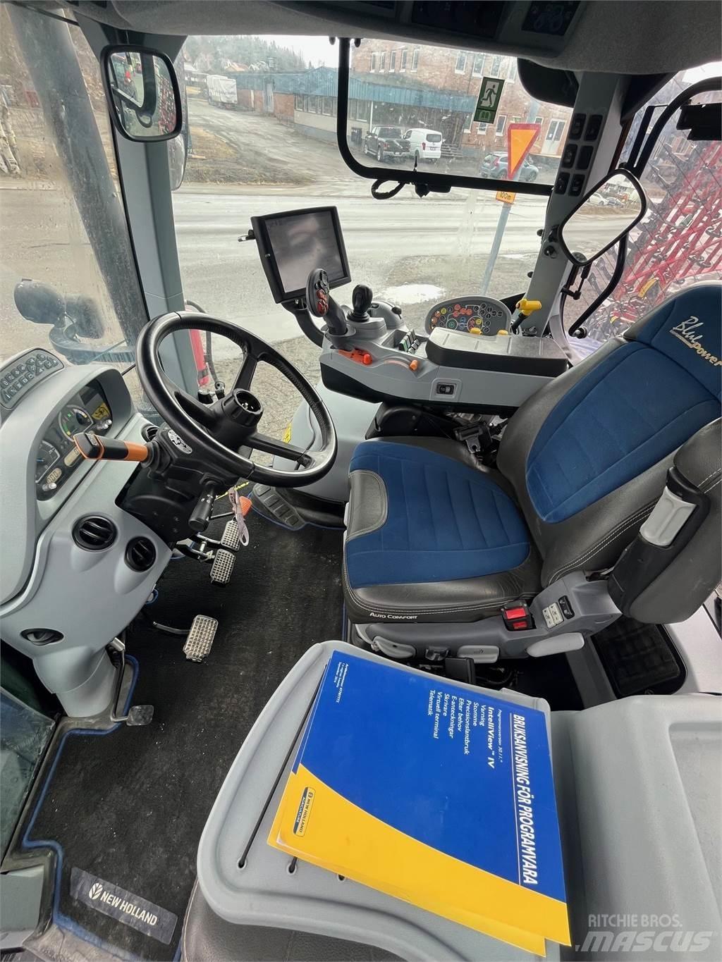 New Holland T7.225 Τρακτέρ