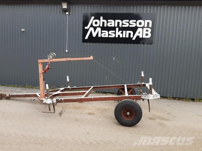  Skogvagn med vinch Ρυμούλκες δασοπονίας