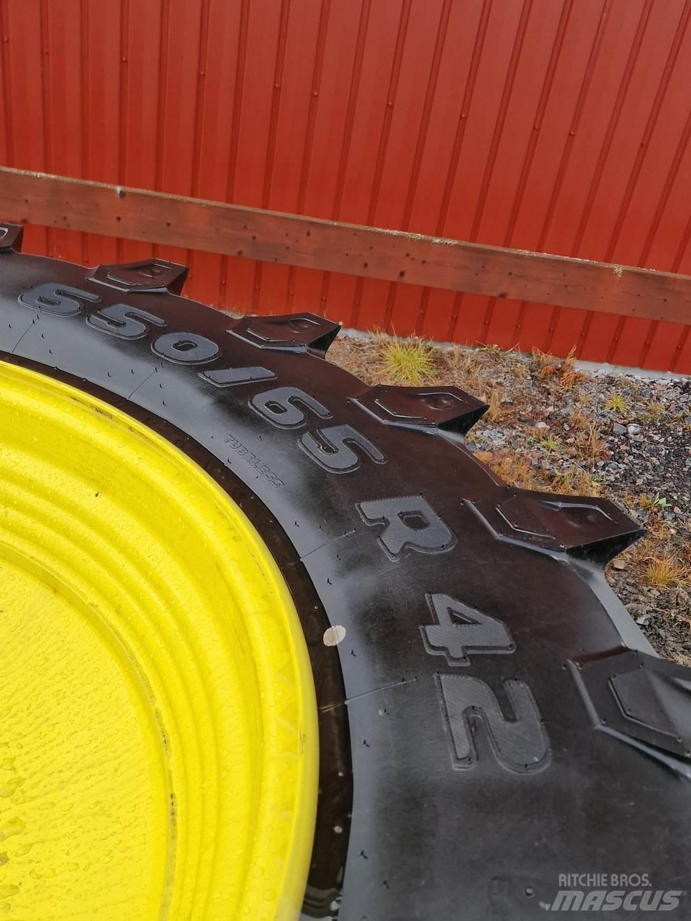 Trelleborg TM800 Ελαστικά και ζάντες