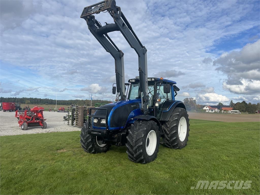 Valtra T151 E Τρακτέρ