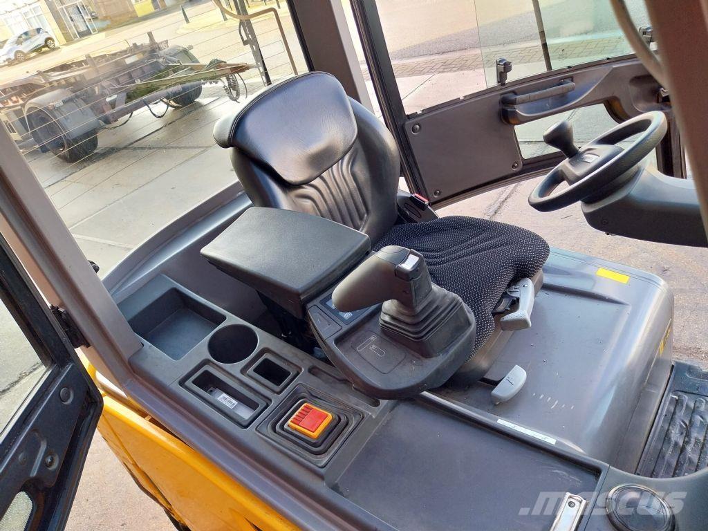 Jungheinrich EFG 320 Ηλεκτρικά περονοφόρα ανυψωτικά κλαρκ