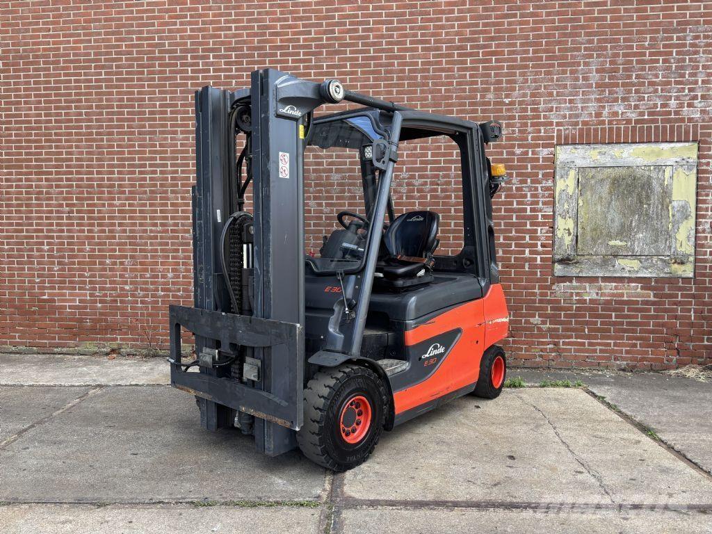 Linde E30-01 Ηλεκτρικά περονοφόρα ανυψωτικά κλαρκ